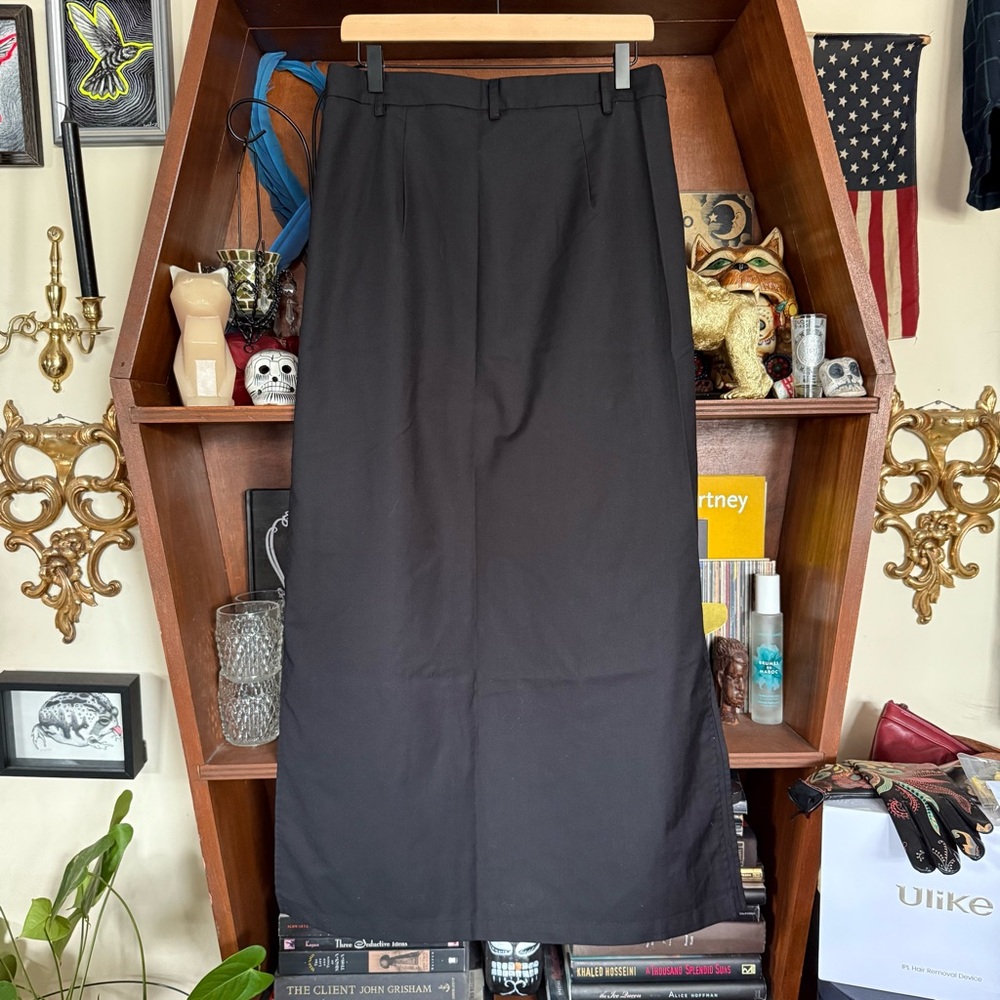 The Commense - Basic Buttoned Maxi Skirt - Black … - image 6